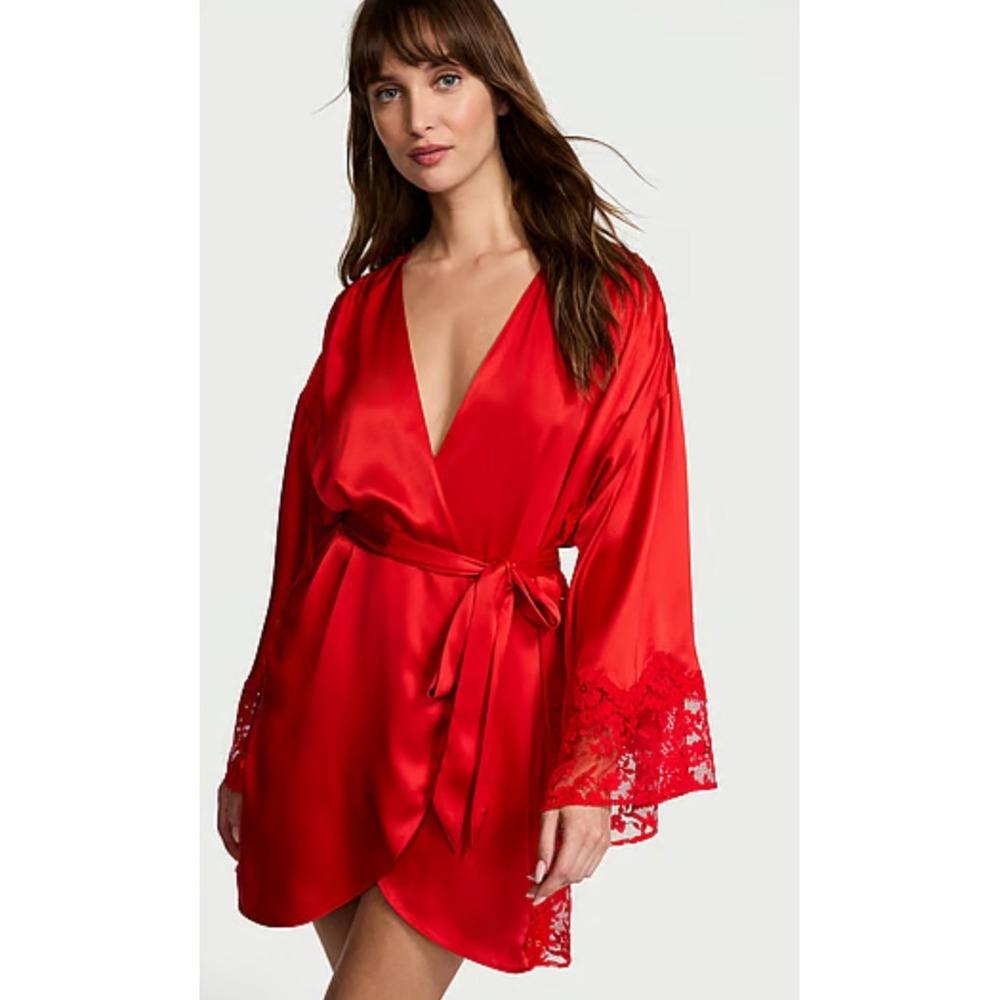 Victoria's Secret Red Satin Lace Trim Short Robe Kimono M/L